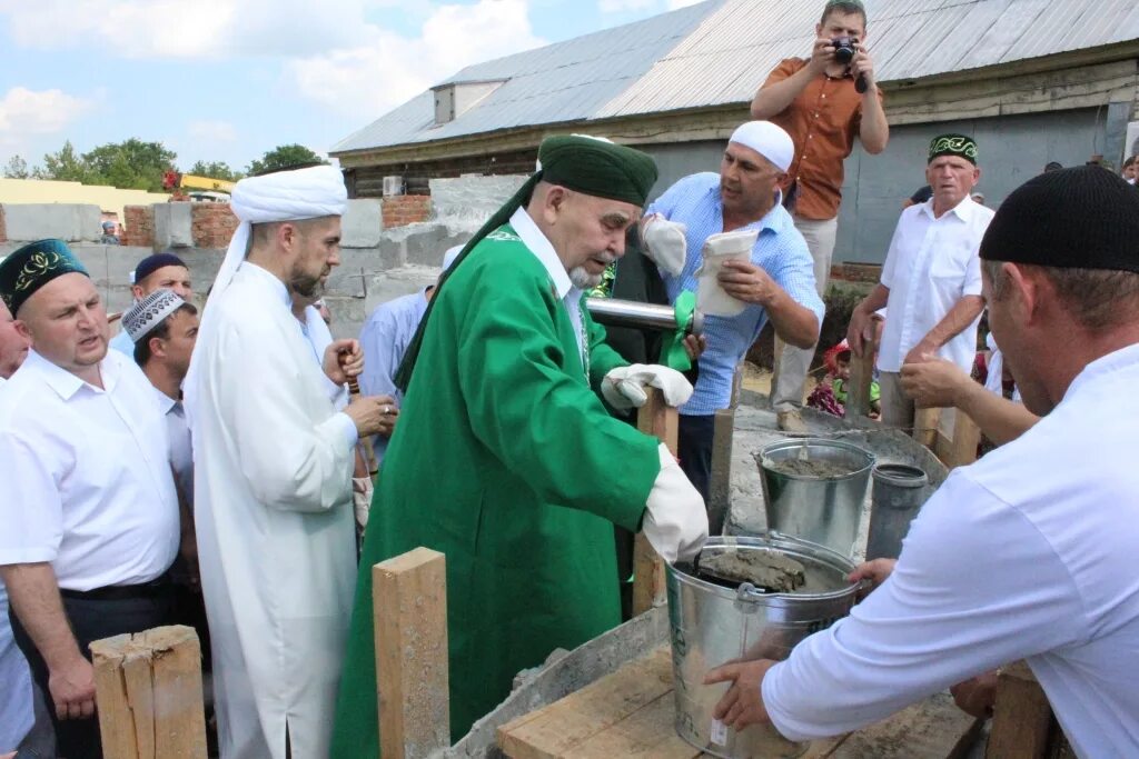 Мечеть в селе большой чирклей. Село большой чирклей. Погода большой чирклей ульяновская область. Село большой чирклей. Мечеть в селе большой чирклей.