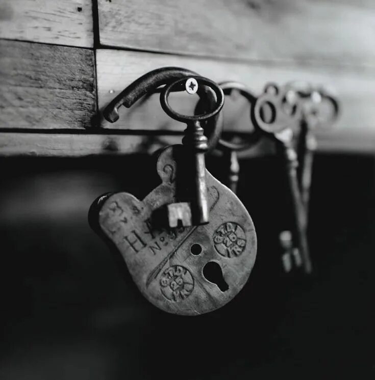She the keys