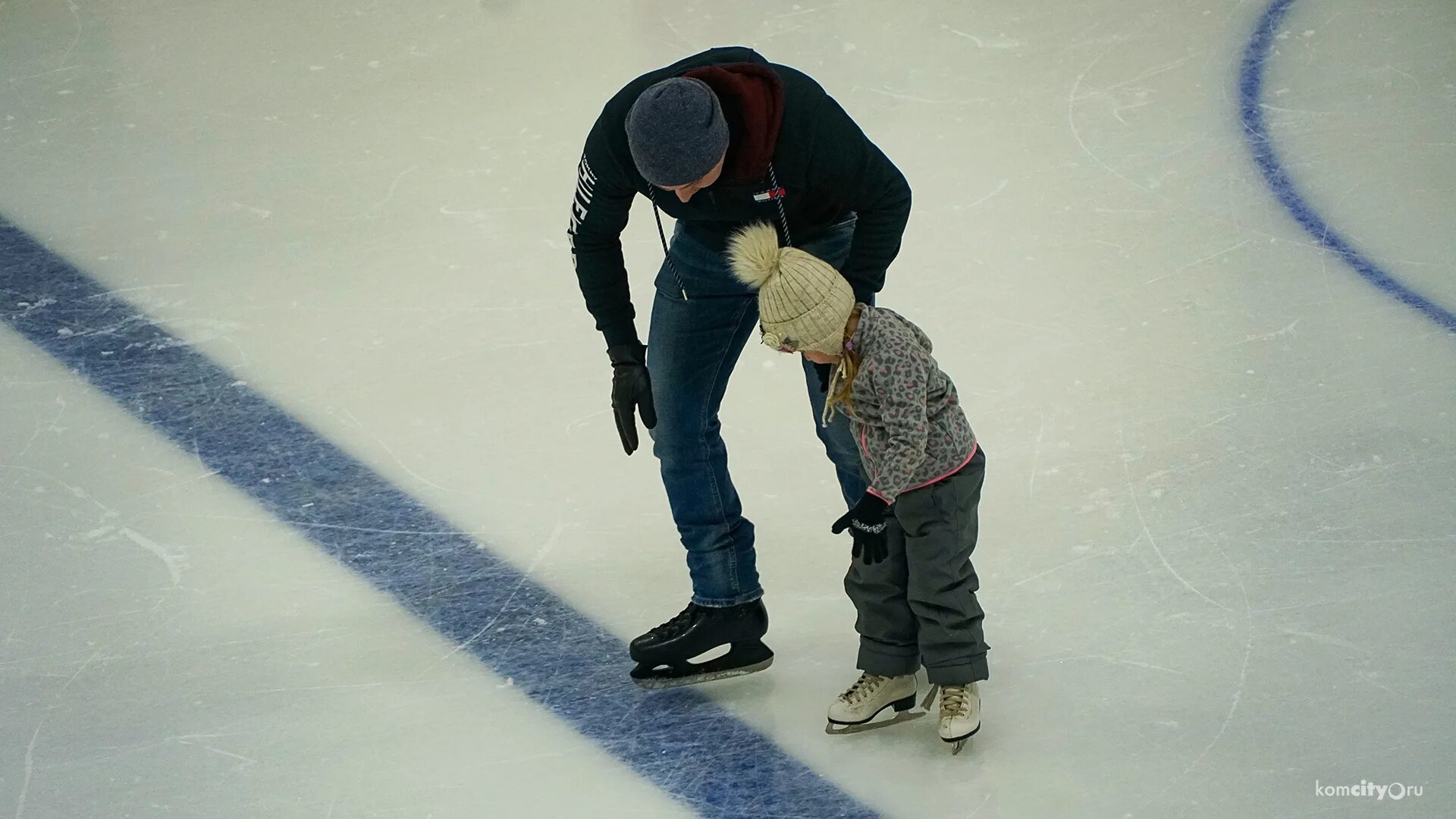 ледовый дворец комсомольск на амуре дзержинского. каток комсомольск на амуре. ледовый каток на дзержинского комсомольск на амуре. ледовый дворец комсомольск на амуре дзержинского. ледовый каток на дзержинского комсомольск на амуре.
