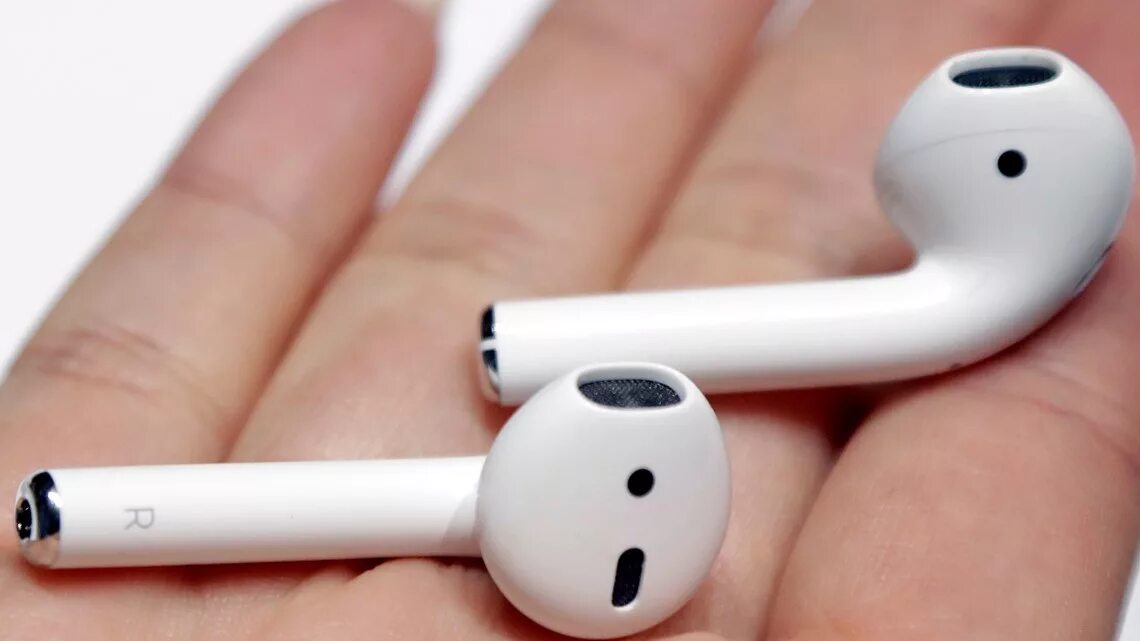 Почему играет один наушник airpods. Наушники i99 TWS. Беспроводные Bluetooth-наушники i99. Беспроводные наушники аирподс 12. Apple AIRPODS 9i.