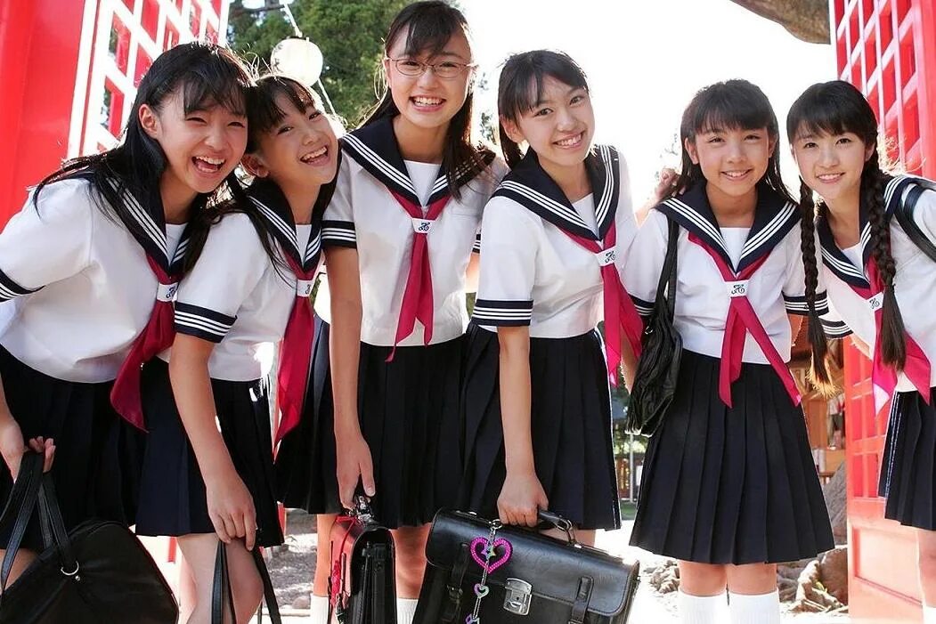 Schoolgirl new