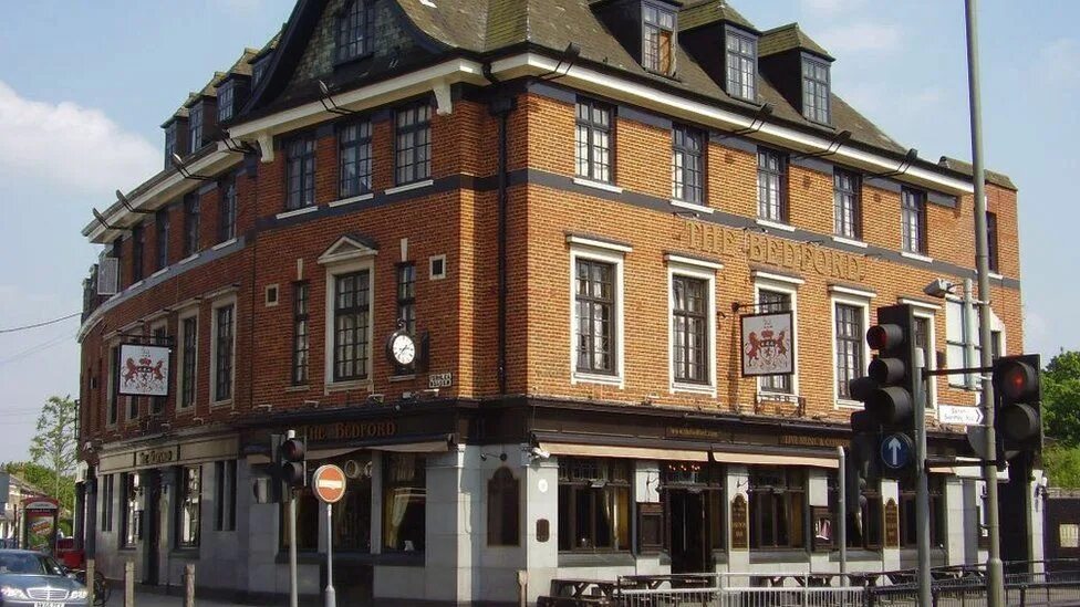 Лондон осенью. Wandsworth london. Wandsworth london. Wandsworth london. Wandsworth london.