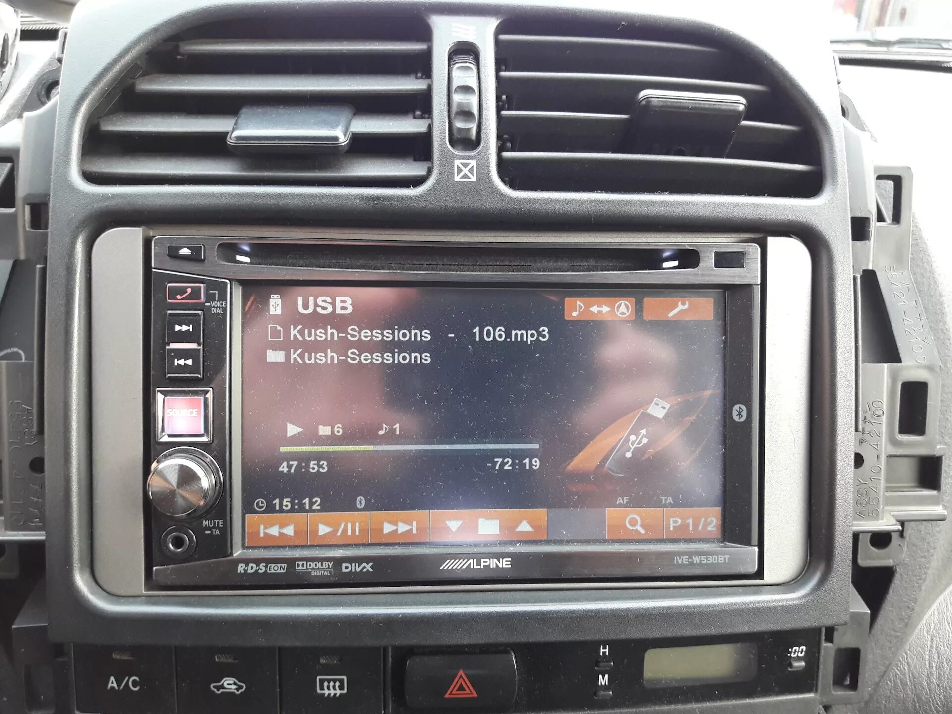 Рамка рав 4. Рамка для магнитолы 2 din на toyota rav4. магнитола для rav4 2003 2din. магнитола тойота рав 4 2004.