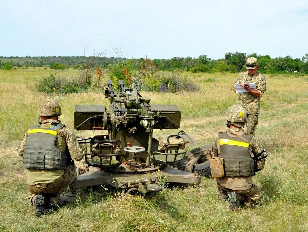 Зенитная установка зсу. Зу 23. зу-23-2. зсу-23-2. зенитка зу 23.
