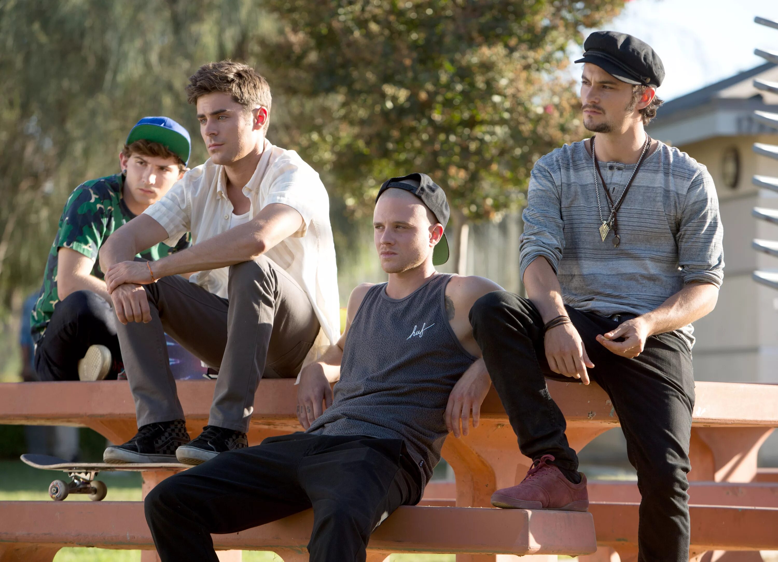 Крутые ребята смарт. Повседневная мужская одежда. Вин дизель дуэйн джонсон и джейсон стэйтем. Крутые ребята смарт. Крутые ребята 1 сезон the cool kids.