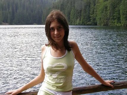 Без лифчика природа