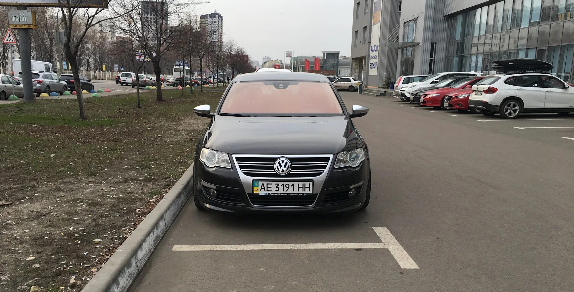 Пассат б6 атермальное лобовое. Атермальное Passat b7. Passat b6 атермальное стекло. Пассат б6 тонировка.