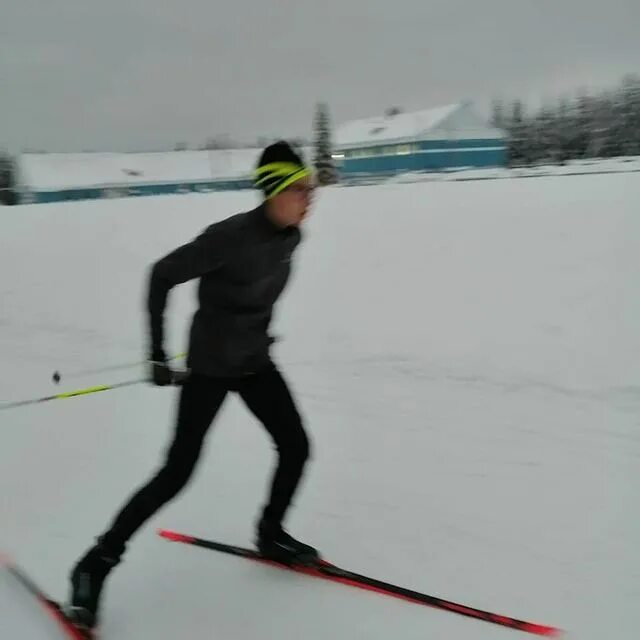 лыжный центр легкова в пересвете. "юность москвы" по лыжным гонкам "спартак". червоткин лыжник. юность москвы лыжные гонки. спортивная школа по лыжам спартак.