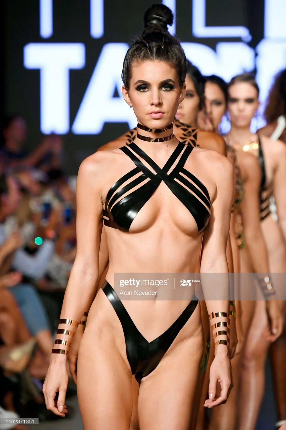 Black Tape Project 2020 Арун Невадер. Майами Black Tape Project,. Joel Alvarez Miami Swim модели. Black Tape Project 2019 имена моделей. Tape models