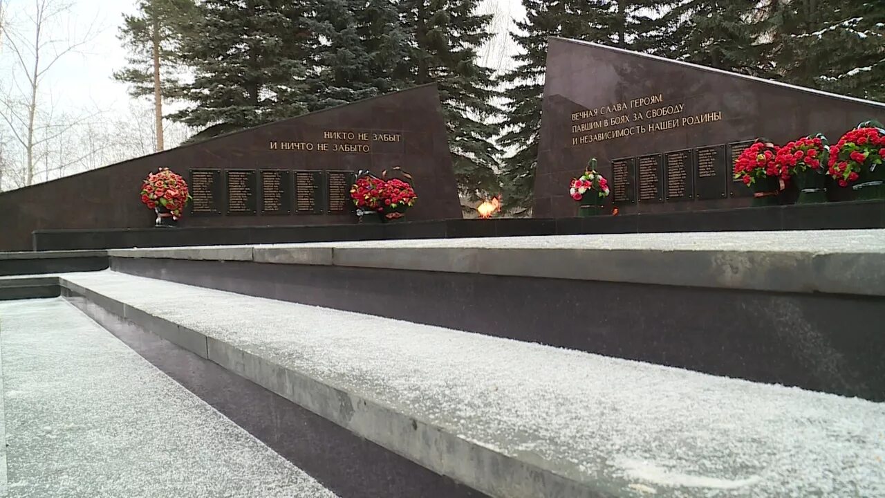 улица победы новоуральск. памятник победы. новоуральск победы. новоуральск ул. новоуральск победы.