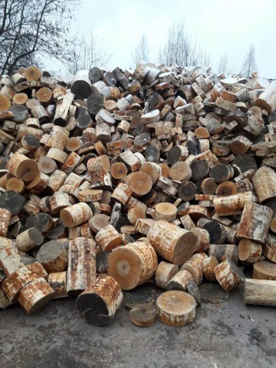 С какой целью использовались деревянные березовые чурочки. Чурка дрова. дрова отпад березовый. дрова березовые чурками. березовые чурки.