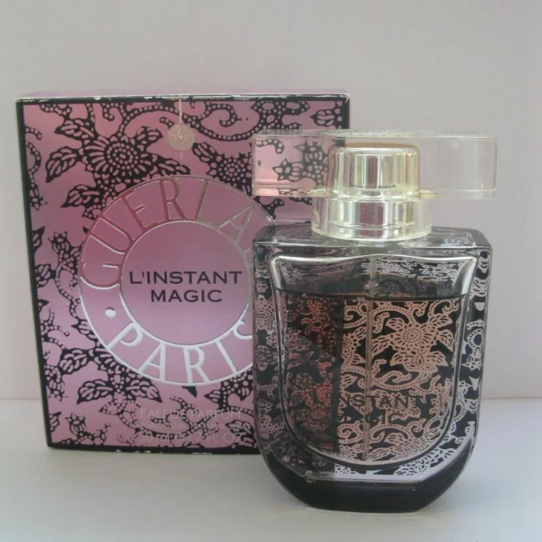 L instant magic. Guerlain l'instant Magic. Линстант Мэджик от герлен. Духи герлен Магик Magic. Духи герлен линстант.