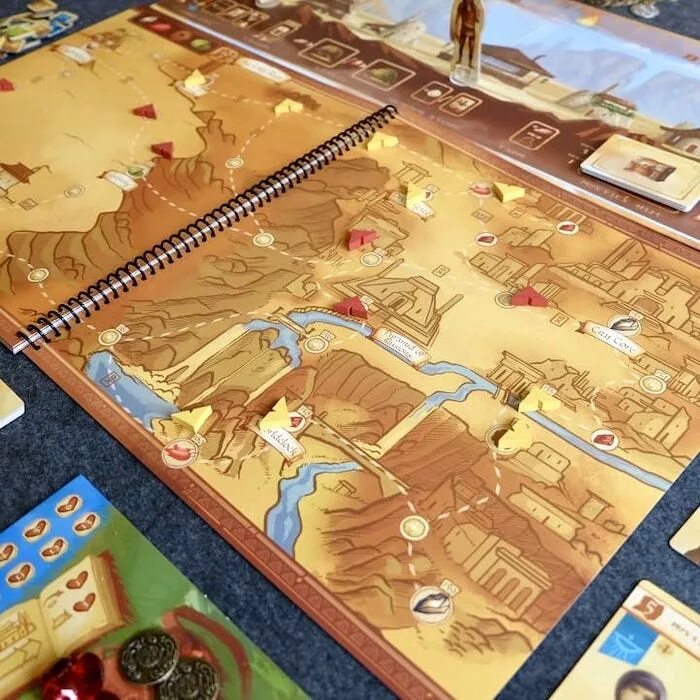 Поиграй дальше. Дальше и ближе настольная игра. near and far настольная игра. топ настольных игр бор гейм гик. игра дальше дальше.