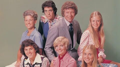 Дивіться безкоштовні телевізійні шоу The Brady Bunch Сезон 3 HD 