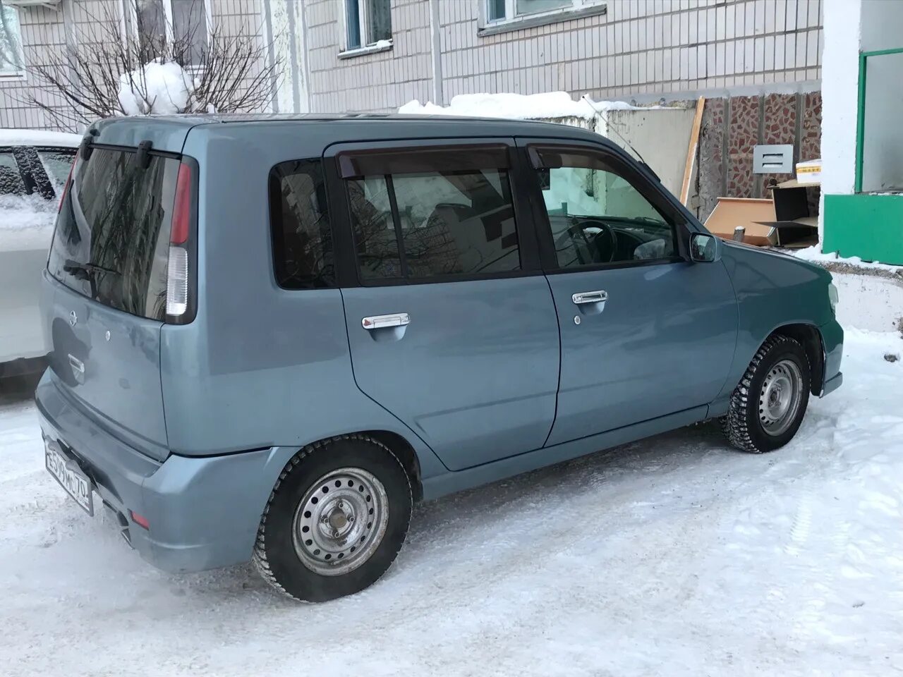 Ниссан куб 2000. Nissan Cube 2000 год. Ниссан куб 2000г. Ниссан куб 2000 черный. Ниссан куб 10 купить