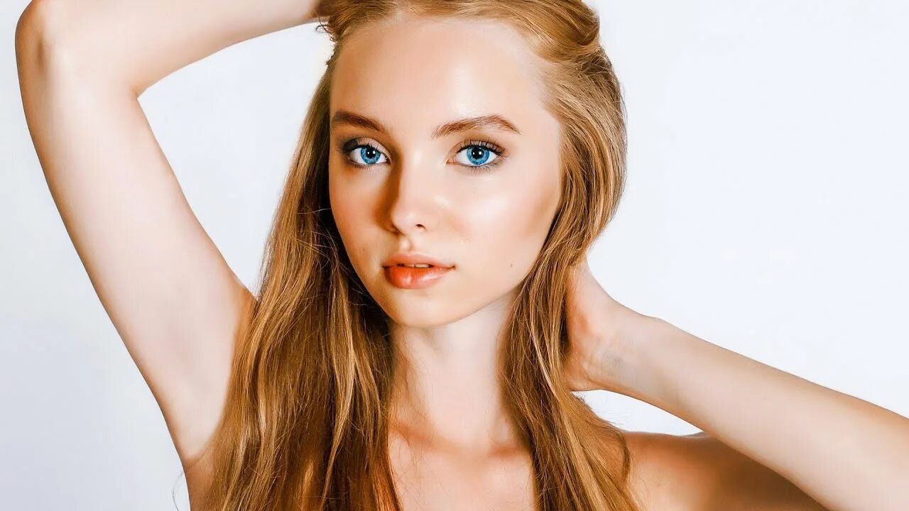 Andrea x