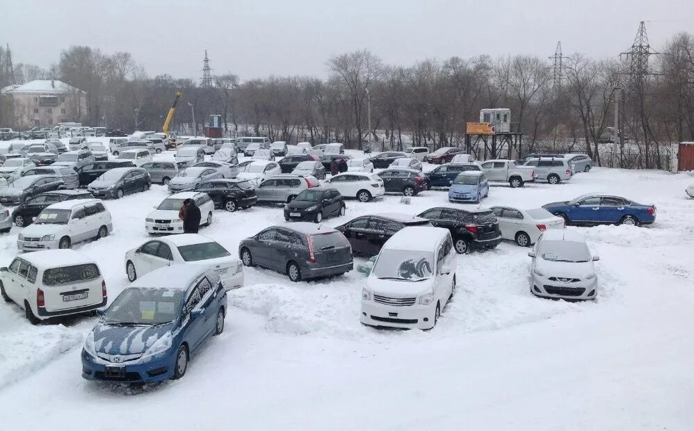 Авторынок Хабаровск. Хабаровский авторынок. Авторынок Хабаровск на монтажной. Авторынок в Латвии зимой. Машина машина хабаровск телефон