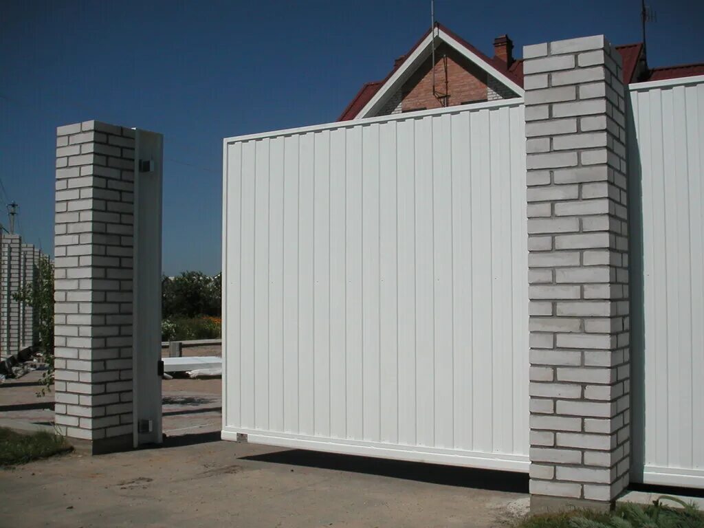 ворота дорхан белые. ворота дорхан. белые ворота 2. красивый забор с воротами. белые ворота 2.