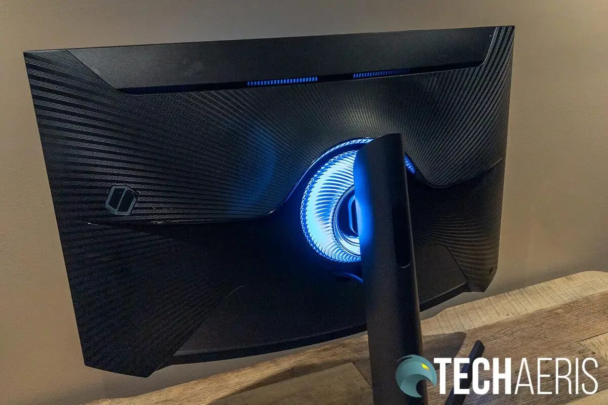 Монитор samsung odyssey g3 обзор. Samsung odyssey g7 кронштейн. 4к монитор самсунг одиссей g7. samsung крепление odyssey g7. 24&quot; монитор samsung odyssey g3.