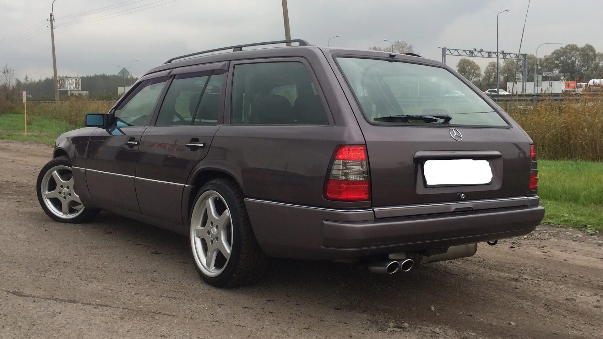 Мерседес w124 универсал. Мерседес 124 универсал. Мерседес 124 кузов универсал. S124 Mercedes.