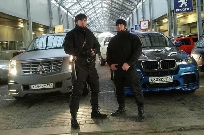 Тархан секьюрити. Тархан курбанов. Security охрана. Охранник. Форма охраны в сша.