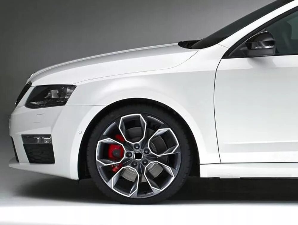 Диски на skoda octavia. Диски Skoda Octavia a7 RS r17. Диски Skoda Octavia RS r18.