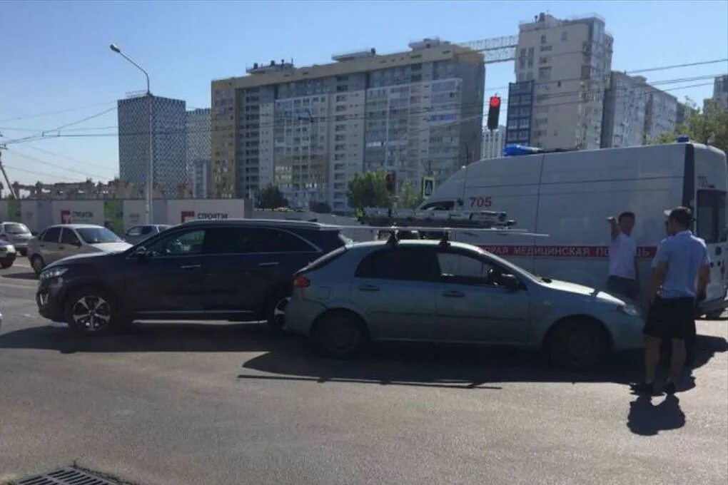 Столкновения в уфе. Столкновения в уфе. Столкновения в уфе. Лада калина на встречке. Столкновения в уфе.