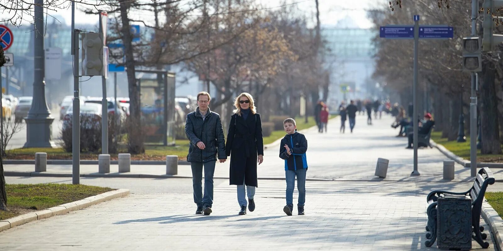 Потепление в москве в декабре. Потепление в Москве. Москва весной.