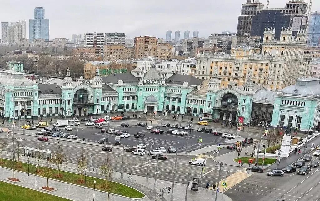 Белорусский вокзал, москва, площадь тверская застава, 7. Белорусский вокзал станция жд. Площадь белорусского вокзала в москве. Белорусский вокзал привокзальная площадь. Москва белорусская это белорусский вокзал.