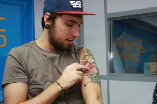 Макс ващенко тату. Татуировка макса. Татуировка макса. Тату макс. Тату max giese.