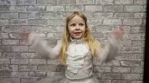 Хей малявка раздаются