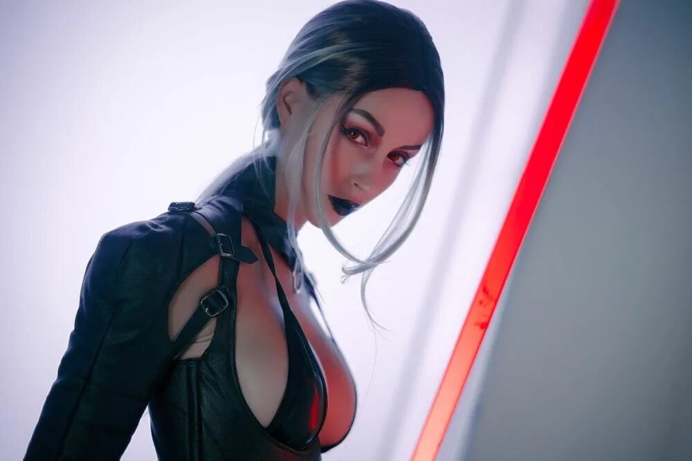 Лера химера косплей. Косплейщица lera himera. Жанетт воерман вампиры маскарад косплей. Валерия химера onlyfans. Косплеер лера химера.