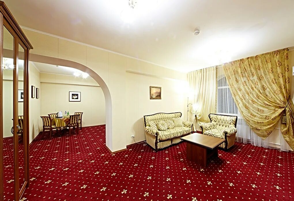 Гостиница центральная ленина 3. Гостиница центробанка. Гостиница центральная брянск ресторан. Гостиница чернигов брянск. Гостиница центральная новосибирск ленина 3.