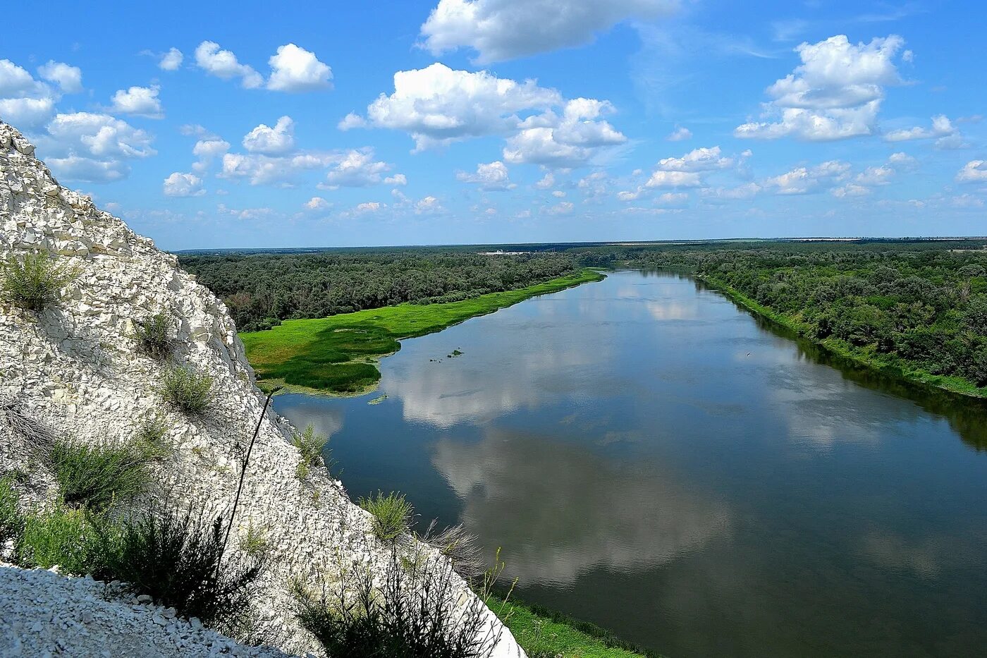 Россия 10 ростовская область. Река Дон Лиски. Река Дон в Воронежской области. Верхний Дон Воронежской области. Река Дон в Ростовской области.