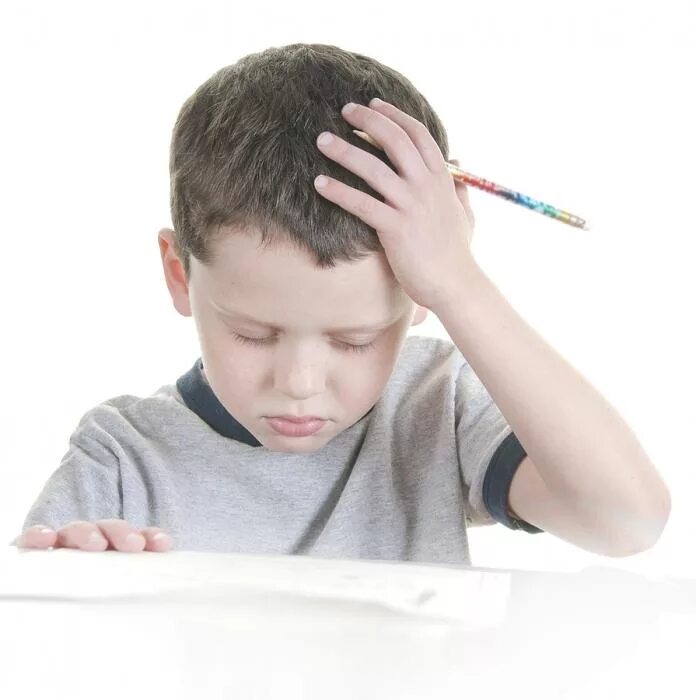 Нарушения памяти и внимания у детей. Запоминание ребенка. Внимательный ребенок. Внимание младших школьников. Дети с интеллектуальными нарушениями.