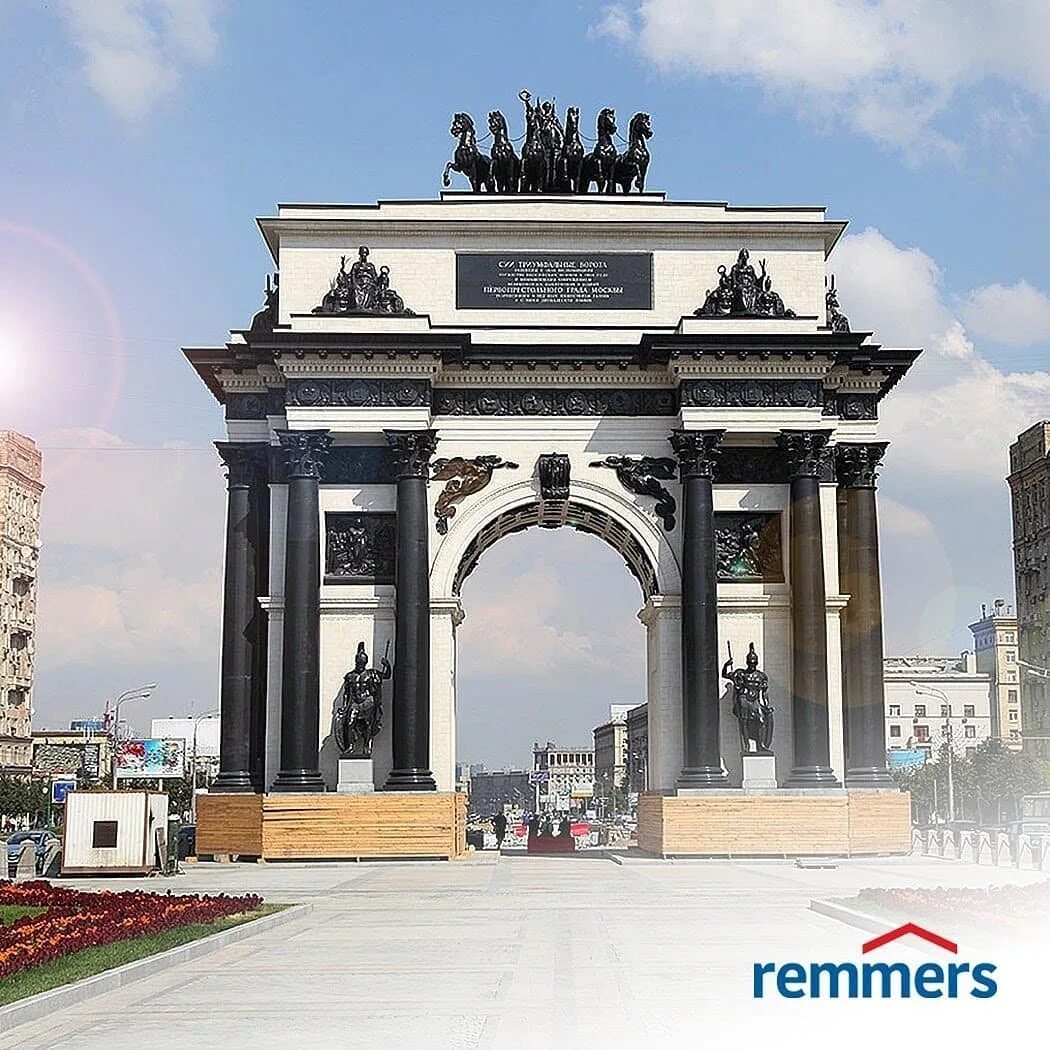 триумфальная арка 1812 года в москве. триумфальная арка бове москва. триумфальные ворота в москве. колесница славы триумфальных ворот в москве. московские триумфальные ворота (триумфальная арка).