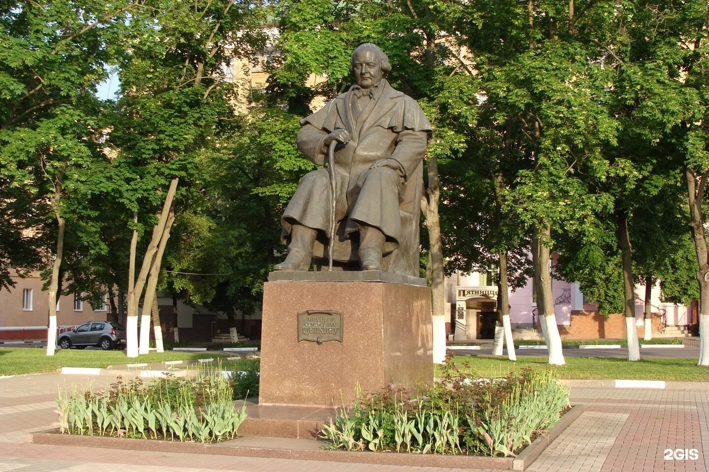 Памятник светлане хоркиной. Монумент белгород. Монумент белгород. Князь владимирбелгорлд. Монумент белгород.