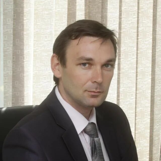 Директор по информационному управлению. Генеральный директор элис фэшн рус. директор элис ростов.