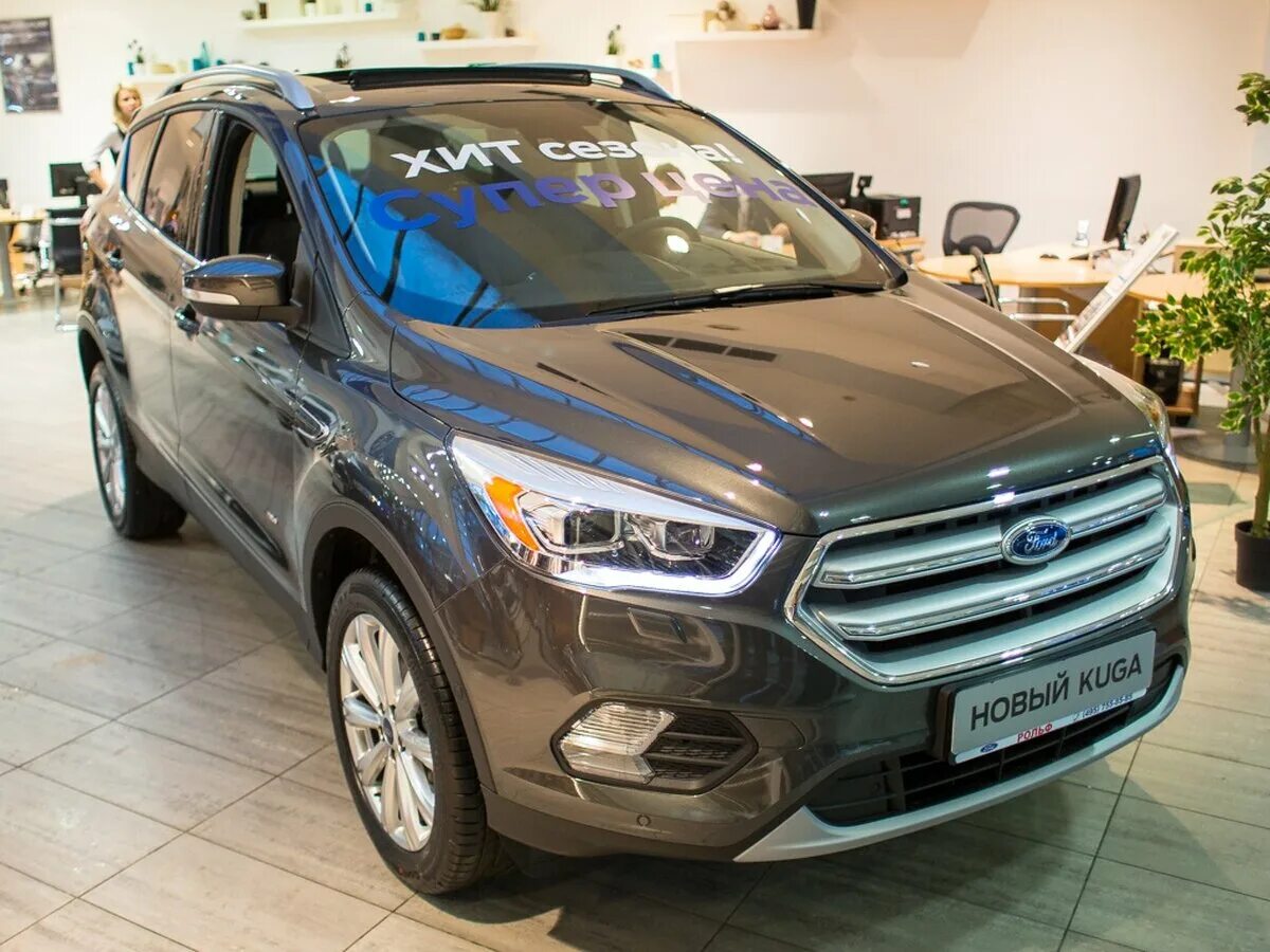 Купить новый форд куга. Форд Куга 2017 серый. Ford Kuga II 2.5 2017. Форд Куга 2 Рестайлинг. Ford Kuga 2 Restyling.