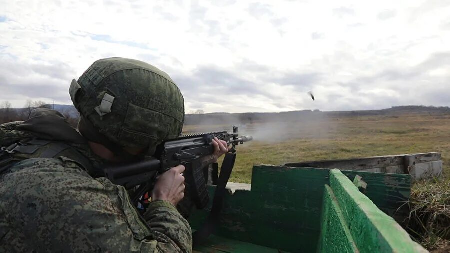 Рф вводит войска. Солдаты РФ на полигоне. Элитные подразделения ВСУ. Оружие десантников России. Войска РФ В Казахстане.