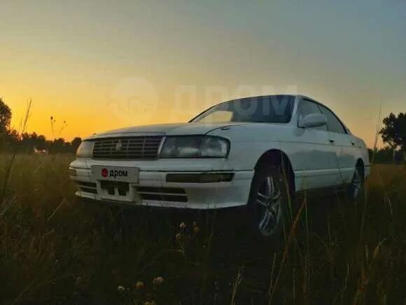 Toyota Crown 1994.