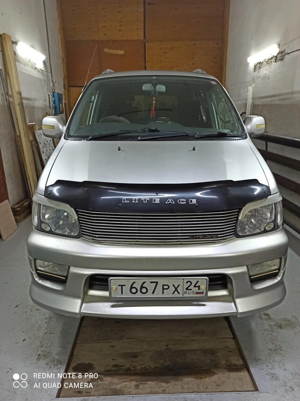 Тойота таун айс ноах sr50. Toyota Lite Ace Noah sr50. Тойота Таун айс Ноах 4wd. Lite Ace Noah 3s GTE. Lite Ace Noah шильдик.