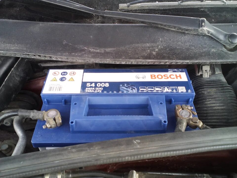 8 аккумулятор. Аккумулятор для фольксваген b5 дизель. Vw 2001 b 5 1. Пассат б6 аккумулятор. Акб l3 в пассат б6.