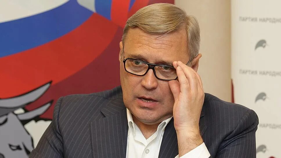 Председателем правительства михаилом касьяновым. Касьянов михаил михайлович 2004. Михаил касьянов премьер-министр. Заседание правительства рф михаил касьянов 2001 года. Парнас партия михаил касьянов.