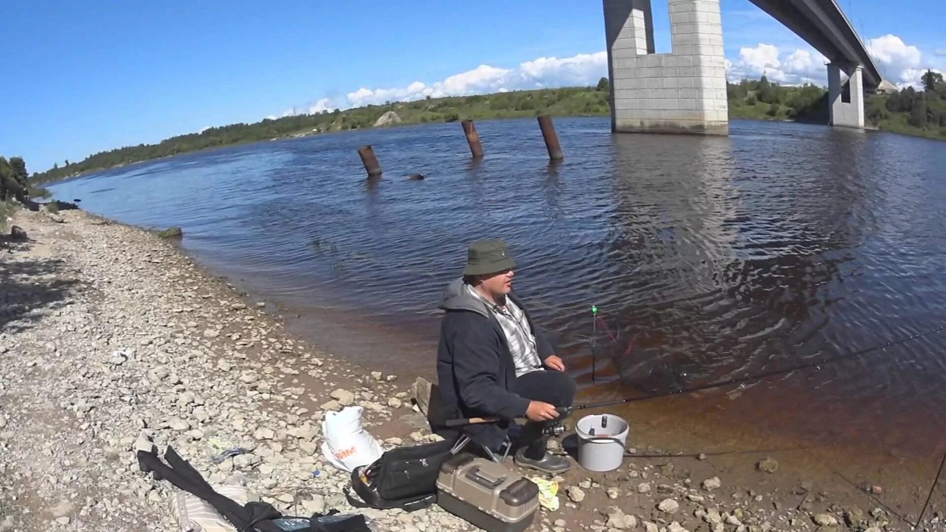 Где рыбачить на реке. Река Волхов Грузино. Река Волхов рыбалка. Рыбалка в Грузино на Волхове. Устье реки Волхов новая Ладога.
