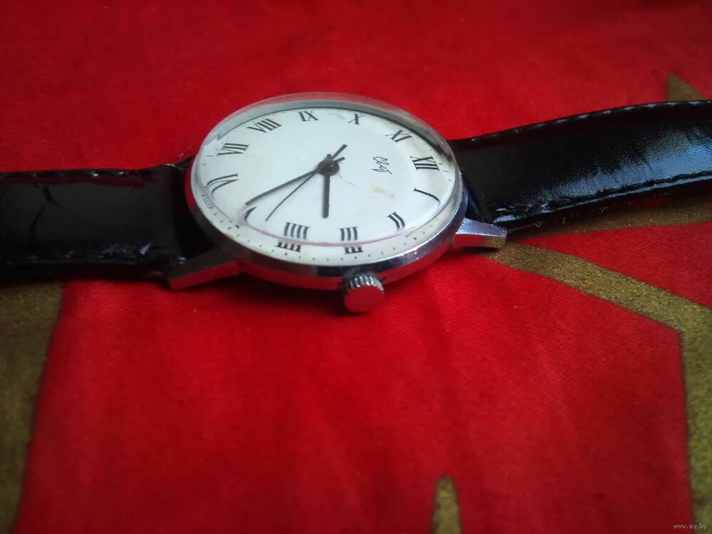 Сделай часы свет. Часы свет ссср наручные. Ракета 2609 на позолоченные. Наручные часы свет. Советские наручные часы свет.