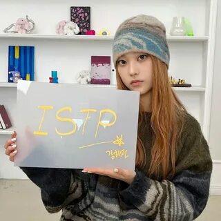NewJeans раскрывает свои типы MBTI. - Unnie.ru
