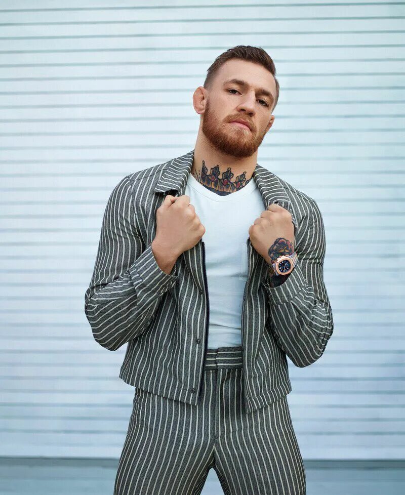 Mcgregor одежда. Макгрегор. connor mcgregor в костюме.