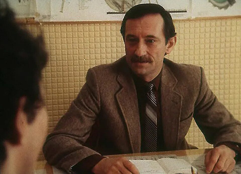 Расследование к северу от границы. Q расследование. К расследованию приступить постер. Q расследование. Канадский детектив джим смит.