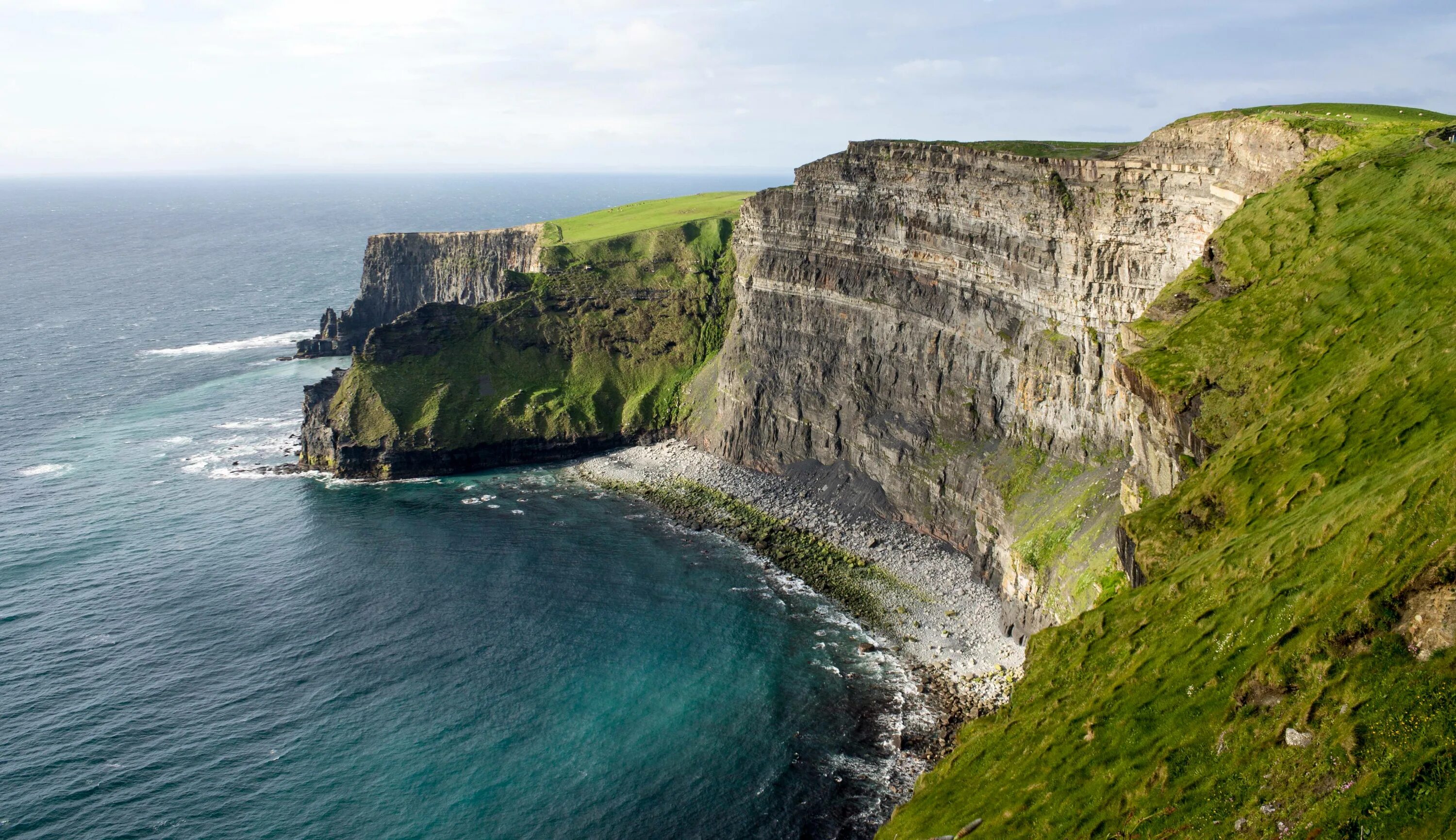 Клиф какого. Скалы мохер, графство Клэр, Ирландия. Cliffs of Moher Ирландия. Скалы мохер Ирландия. Ирландия клифы мохер.